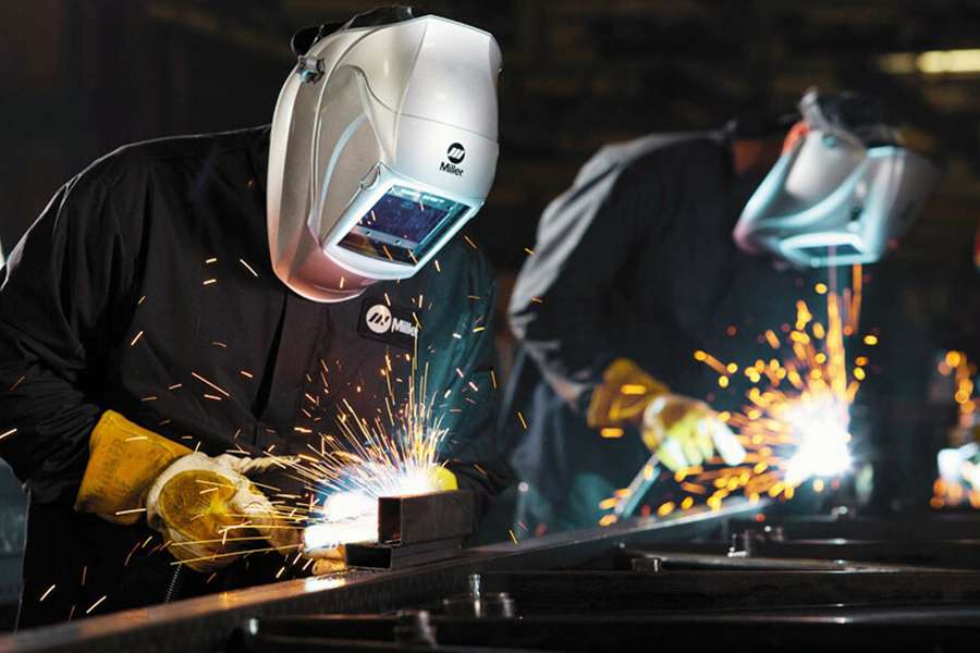 Ngành Hàn bán tự động xuất khẩu lao động Nhật Bản Ngành Hàn bán tự động xuất khẩu lao động Nhật Bản