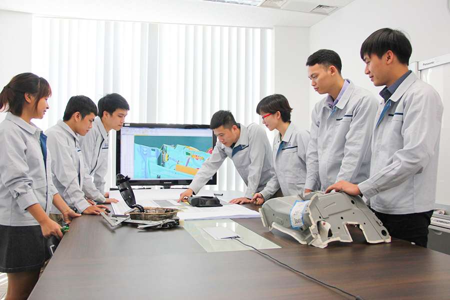 Phiên Dịch, Quản Lý Thực Tập Sinh nhật bản